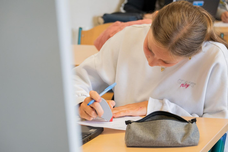 HIVSET Maatschappij en Welzijn (D/A) 1